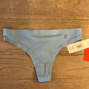 NWT, Tommy John Air Thong, Small